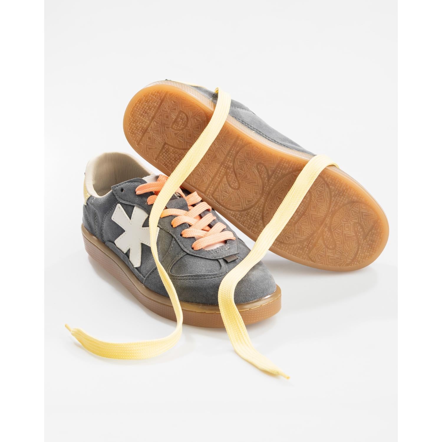 Pisos Gris Mouse Amarillo